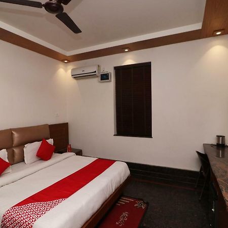 Oyo 10448 Green View Home Stay Dehradun Exterior foto