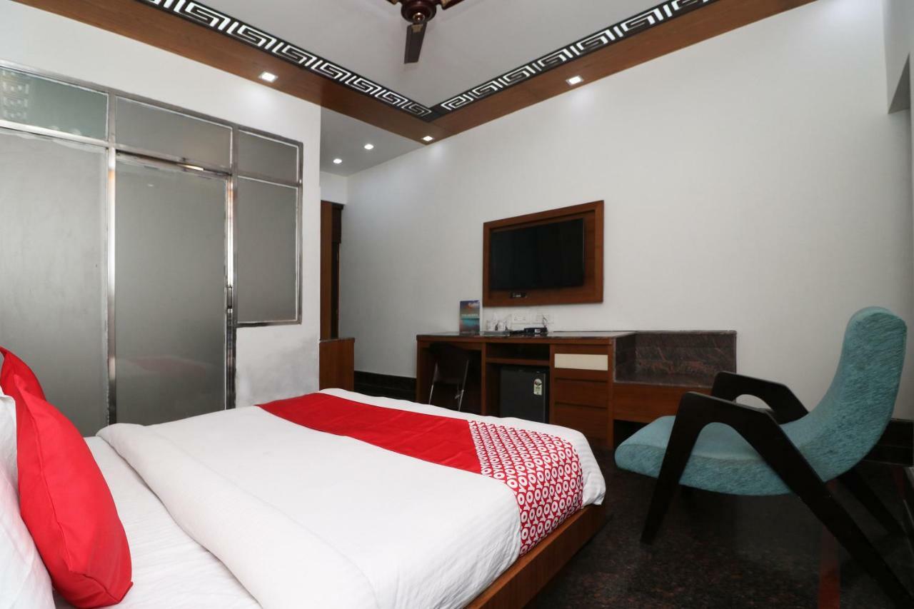 Oyo 10448 Green View Home Stay Dehradun Exterior foto