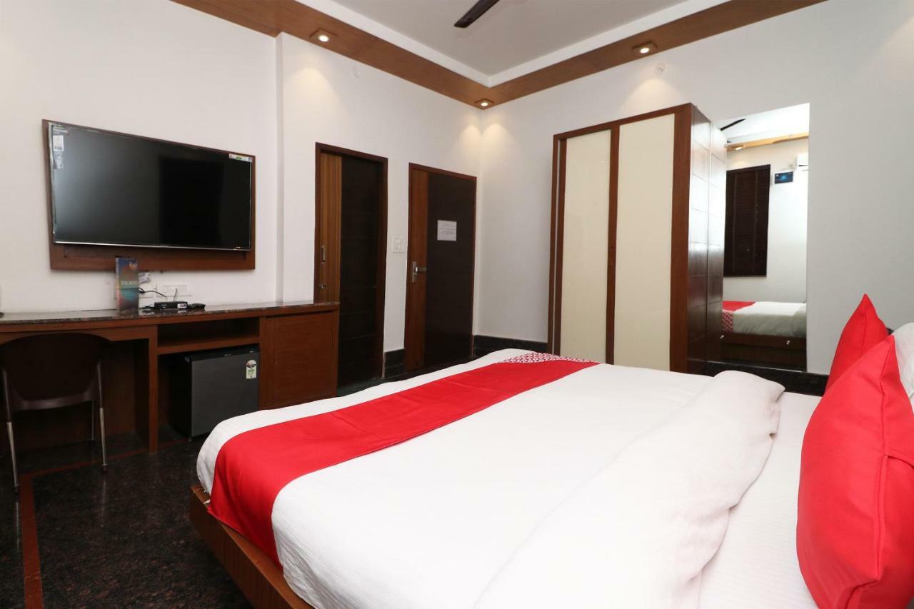 Oyo 10448 Green View Home Stay Dehradun Exterior foto