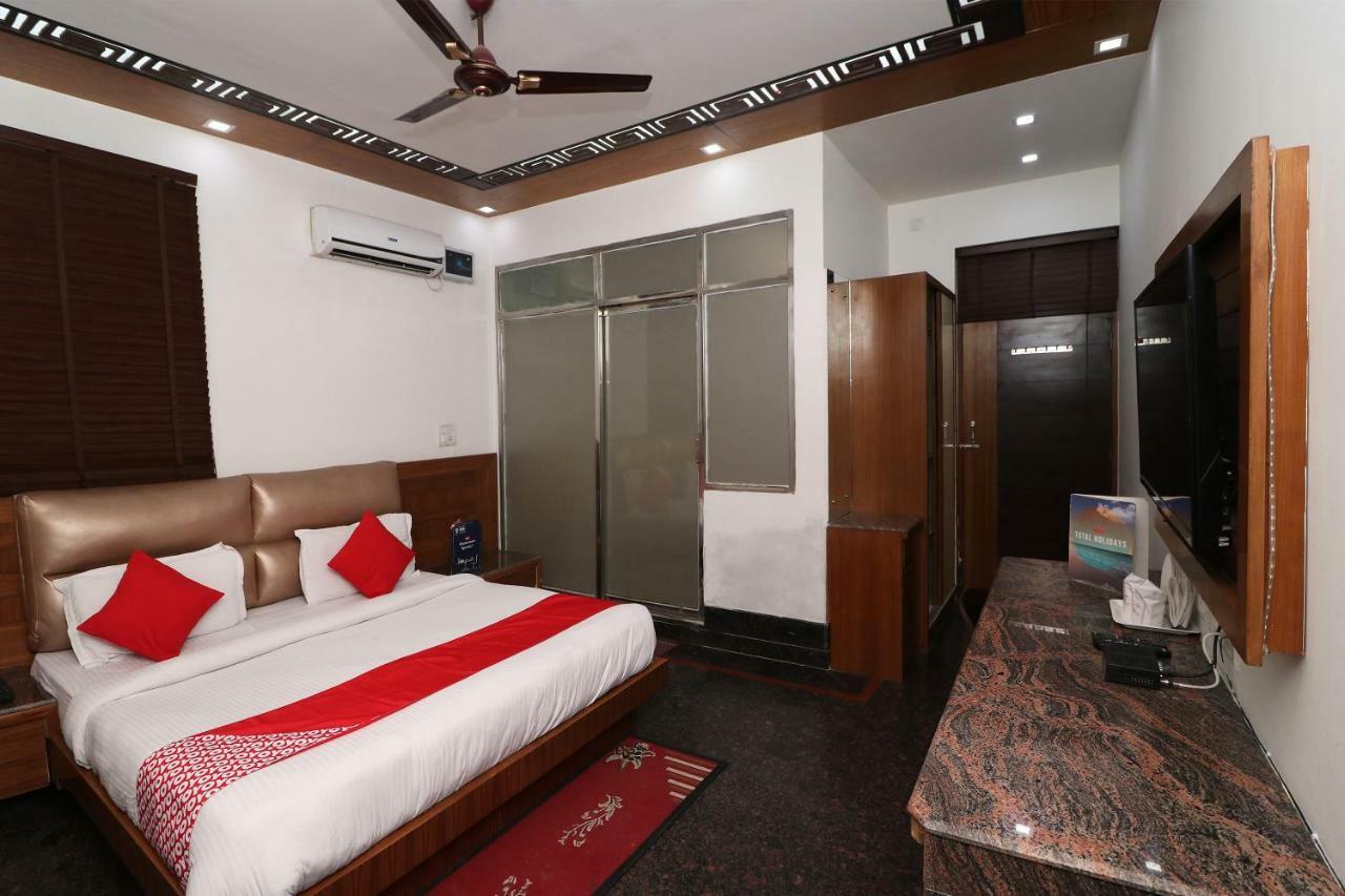 Oyo 10448 Green View Home Stay Dehradun Exterior foto