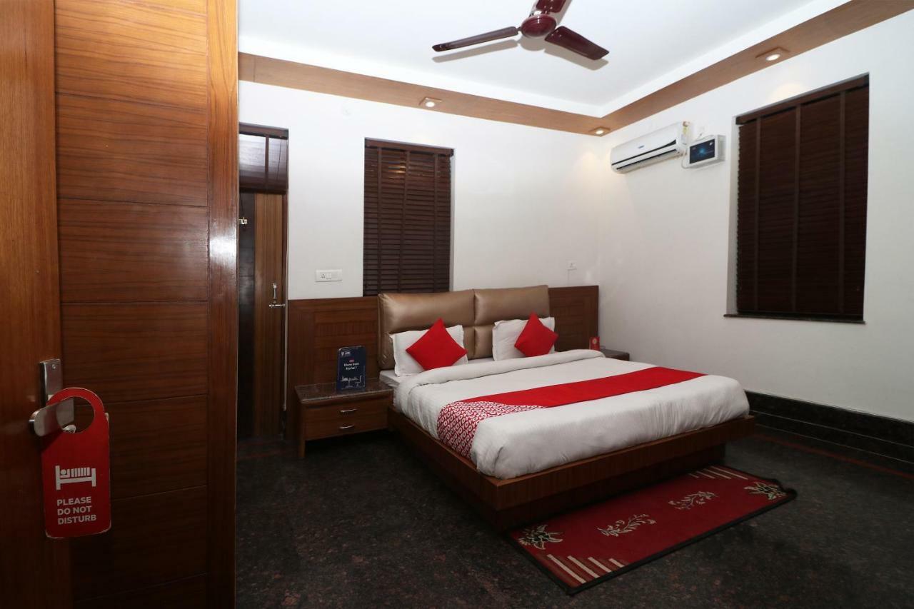 Oyo 10448 Green View Home Stay Dehradun Exterior foto